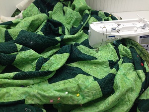 Quilting a king on your home machine